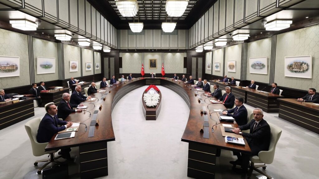 3 haftanın ardından Kabine toplanıyor: Gündem Orta Doğu’da gerilim, esir takası ve ekonomi