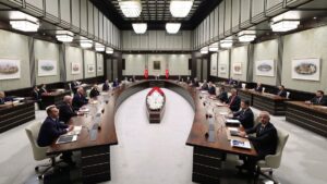 3 haftanın ardından Kabine toplanıyor: Gündem Orta Doğu’da gerilim, esir takası ve ekonomi