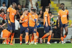 Başakşehir UEFA Konferans Ligi’nde Iberia Tiflis’i yenerek turladı