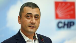 Eren Erdem CHP’den istifa etti