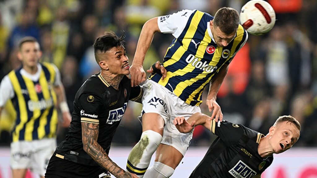 Fenerbahçe Alanyaspor maçı saat kaçta, hangi kanalda? Alanyaspor Fenerbahçe maçı VAR hakemi kim oldu?