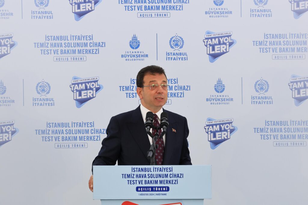 İmamoğlu’ndan eski rakibi Kurum’a imza tepkisi