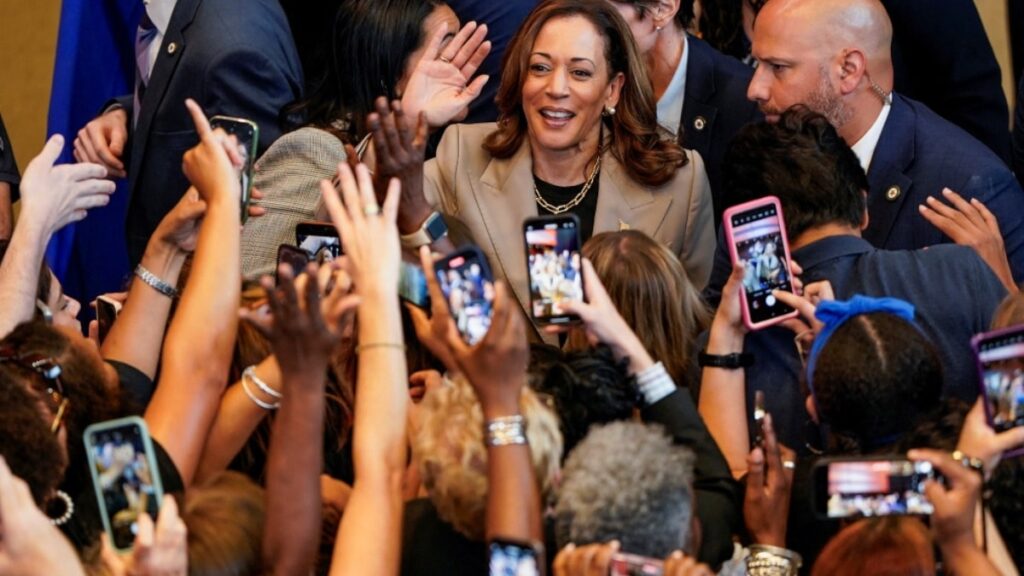 Kamala Harris Gen Z’yi ‘influencer’larla mı etkilemeyi planladı?