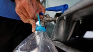 Turistlerin akın ettiği bölgede su krizi