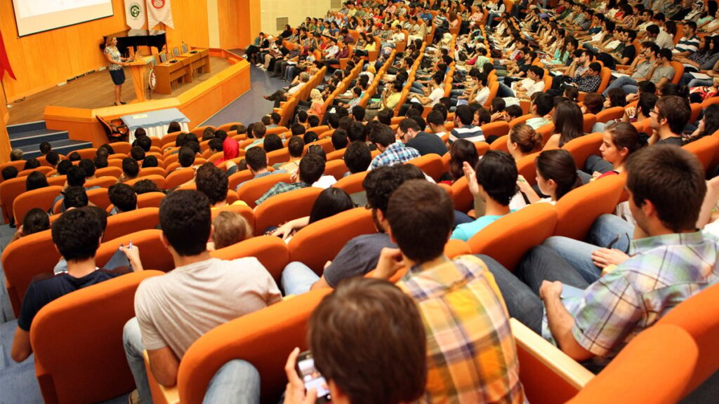 Üniversiteler ne zaman açılacak? 2024-2025 Üniversitelerin açılış tarihi belli oldu mu?