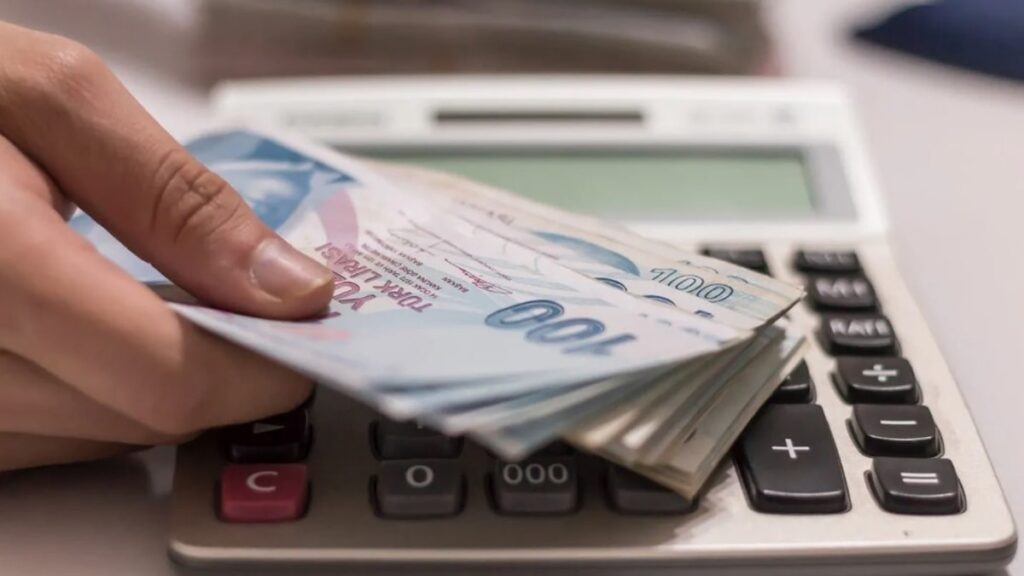 Faiz oranları güncellendi: İhtiyaç kredisinde 12 ay vadeli 100 bin liranın geri ödemesi belli oldu!
