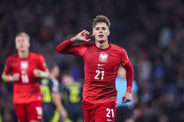 Galatasaray’a günlerdir beklenen Nicola Zalewski transferinden kötü haber