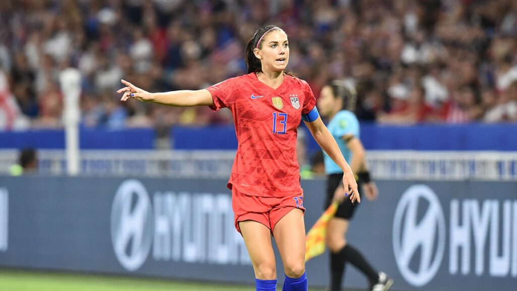 İkinci çocuğuna hamile olan Alex Morgan futbolu bıraktı