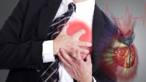 Kalp krizinden aylar önce ortaya çıkan 6 dikkat çeken belirti