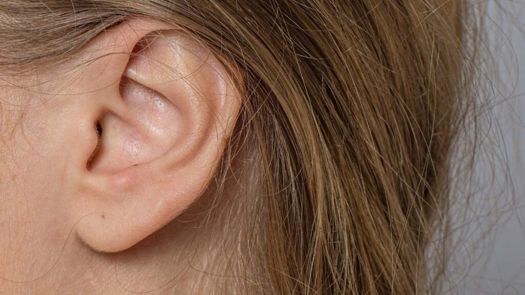 Kulağınızdaki gizemli çukur: Hiç fark etmediniz mi?