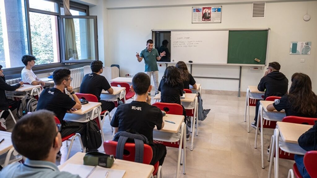 MEB ücretli öğretmenlik başvuru sonuçları sorgulama: Ücretli öğretmenlik sonuçları ne zaman, kaç günde açıklanacak?