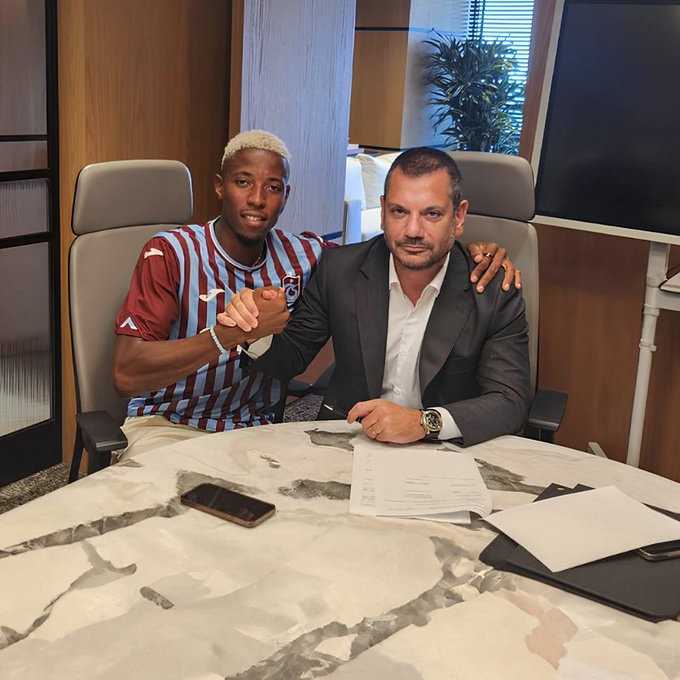 Simon Banza Trabzonspor’a imza attı!