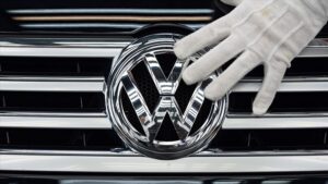 Volkswagen Almanya’daki bazı fabrikaları kapatabilir