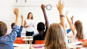 Yarın okullar açılıyor mu? 9 Eylül Pazartesi Yarın okul var mı?