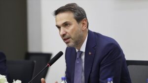 Bakan Bayraktar: EPİAŞ’ın halka arzı değerlendirilebilir