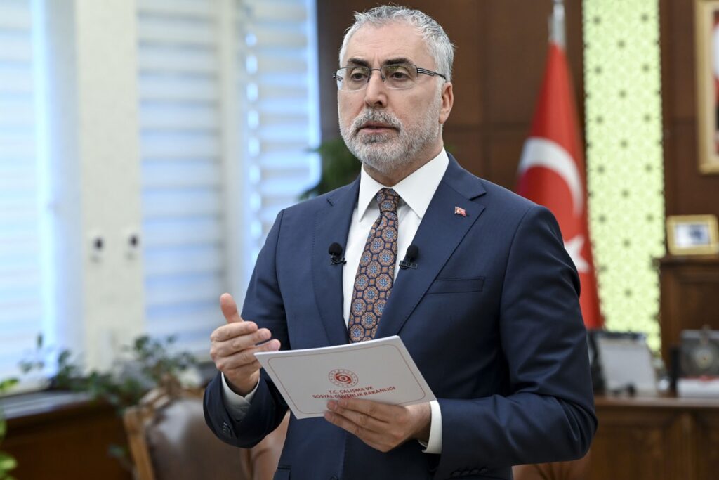 Bakan Işıkhan’dan asgari ücret açıklaması: Tarih verdi