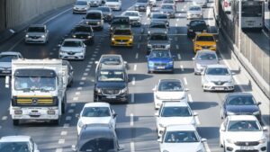 Bu sürüş teknikleri yakıt tasarrufu sağlıyor…