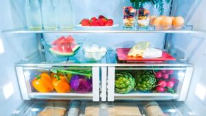 Buzdolabının sebzelik kısmına koyun! 1 parçası haftalarca tazelik sağlıyor