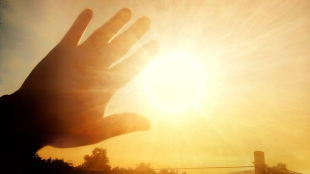 Dev güneş lekesi patladı! Cumartesi günü elektrik kesilebilir, iletişim kopabilir…