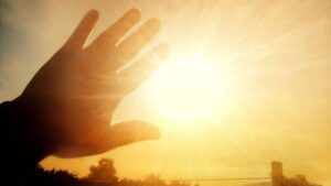 Dev güneş lekesi patladı! Cumartesi günü elektrik kesilebilir, iletişim kopabilir…