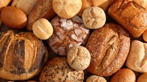 Ekmeğin en zehirli kısmı: Asla yemeyin! Kansere davetiye çıkarıyor!