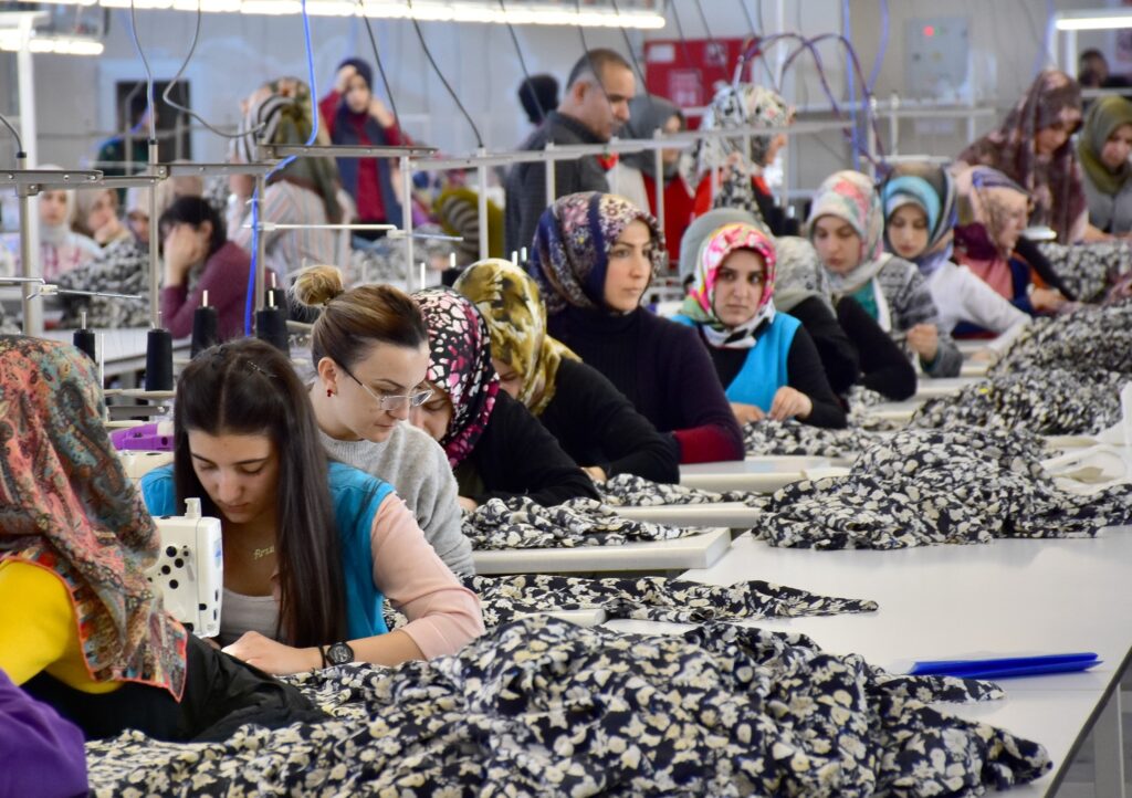 Hazırgiyim patronlarından asgari ücret talebi