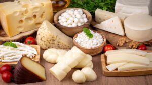 Peyniri hep yanlış tüketmiş ve saklamışız… Uzmanlar hataları tek tek sıraladı