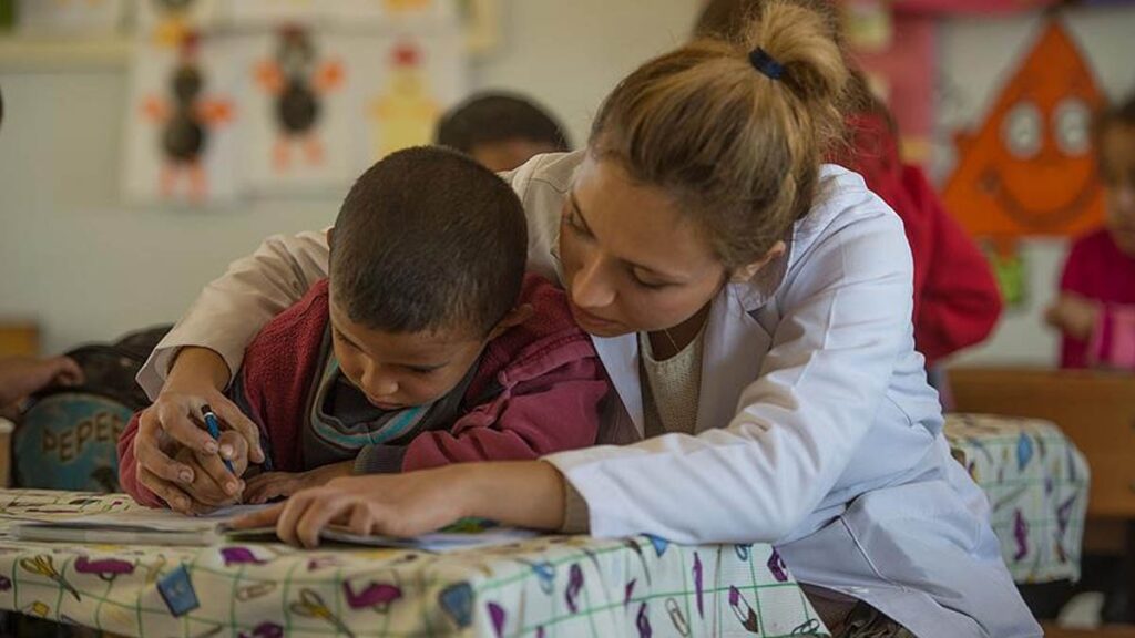Ücretli öğretmenlik ve usta öğreticilikte yeni dönem! ÖMK onları da kapsayacak!