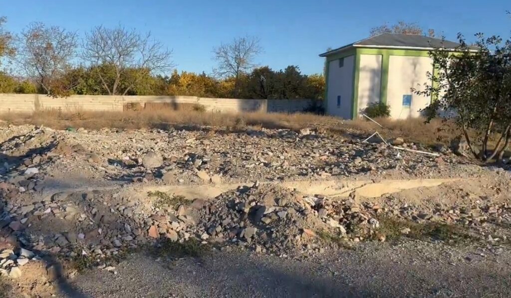 Yıkılan okulun yerine yenisi yapılmadı