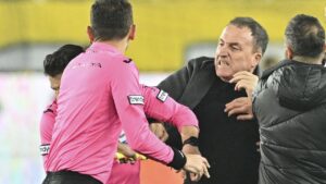 ‘Yumrukçu Başkan’ kulüp satın alıyor