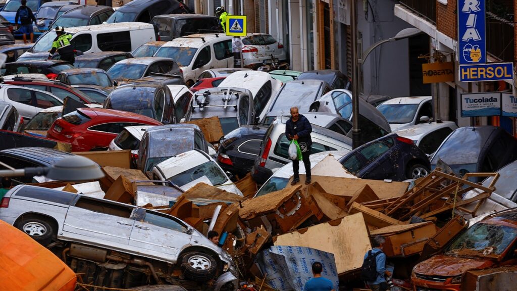 ’50 yılın en büyük sel felaketi’ sonucu 158 kişi yaşamını yitirdi