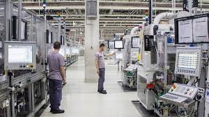 Alman elektronik devi binlerce çalışanın mesai saatlerini ve maaşlarını düşürecek