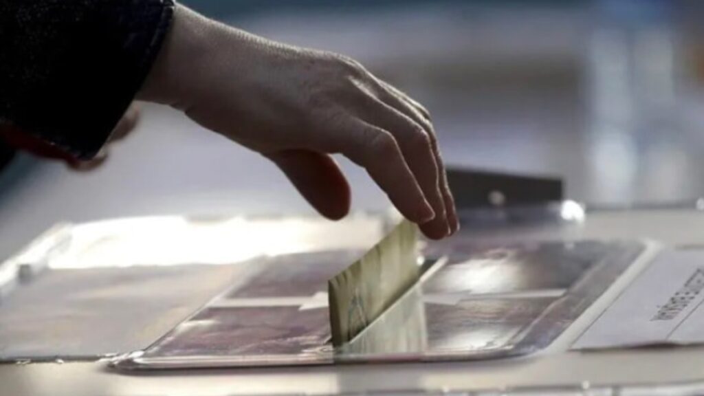 Bahçeli’nin Öcalan çıkışı sonrası MHP ve AKP anketlerde çakıldı