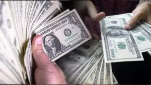 Döviz krizi mi geliyor? Bankalar dolar kabul etmiyor