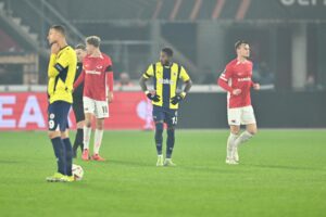 Fenerbahçe yine o kabusu yaşadı! Engel olamıyor
