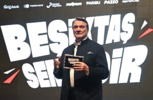 Galatasaray ve Fenerbahçe’ye seslendi: ‘Rüyaları başlamadan bitti!’