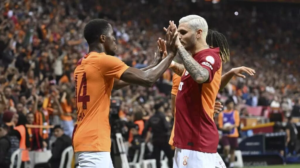 Galatasaray’ın yıldızına bir darbe de İngiltere’den