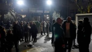 Kadıköy Belediyesi işçilerinin  grev kararı bir dakika sürdü