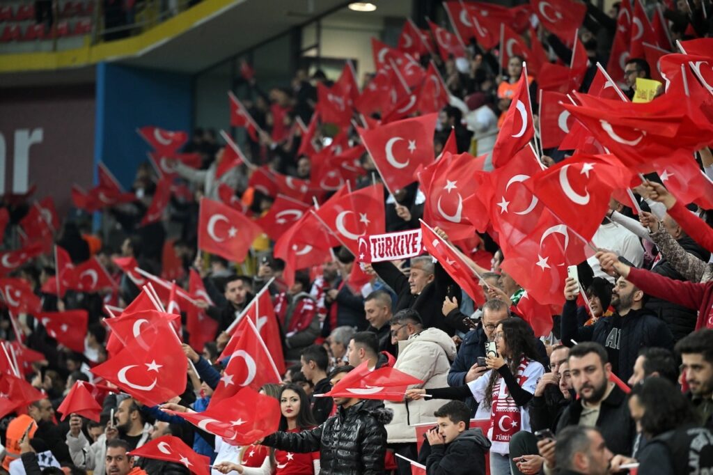 Kayseri’de müthiş coşku! 11 yıllık özlem bitti