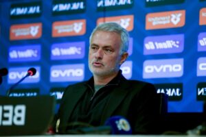 Mourinho’dan Ronaldo sürprizi! ‘Öğle yemeğine İstanbul’a gelebilir’