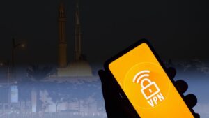 O ülkede yasaklar yetmedi, internete karşı fetva çıkardılar