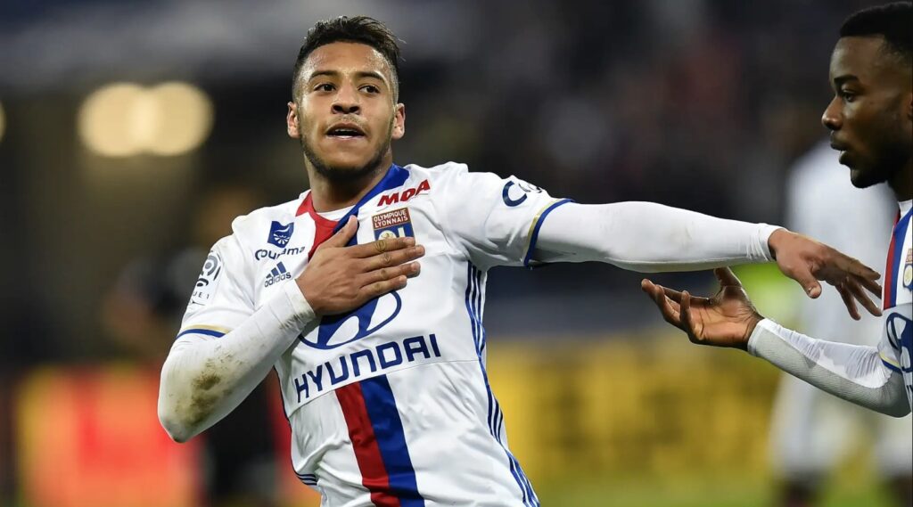 Trabzonspor rotasını Lyon’a çevirdi! Tecrübe takviyesi…