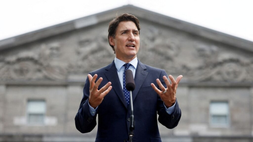 Trump tarifeleri gösterince, Başbakan yemek masasına oturdu