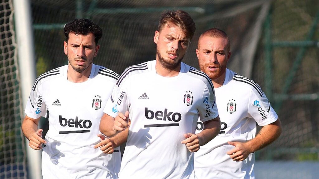 Beşiktaş’ın eski yıldızı Adana’da terleyecek!