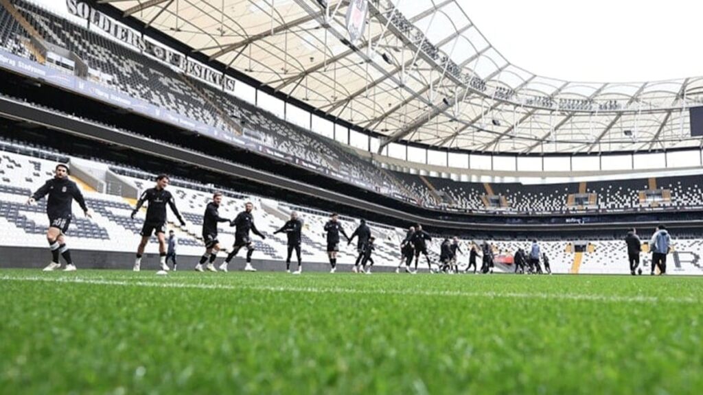 Beşiktaş’ta oynamış iki genç futbolcu 4 yıl men edildi