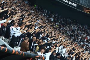 Beşiktaş’tan Fenerbahçe derbisi biletlerinde indirim kararı