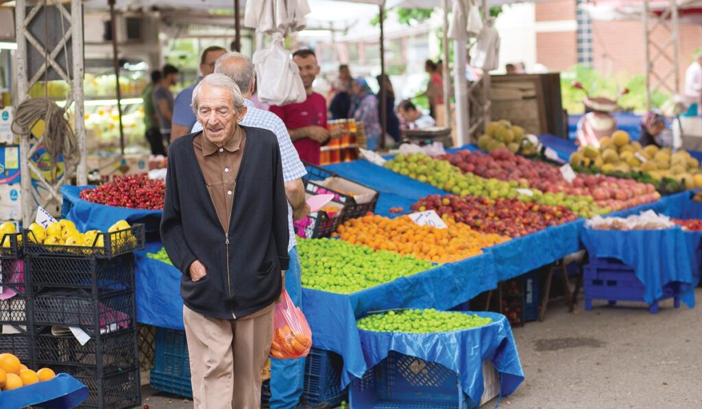 DİSK-AR: Yoksulun gıda enflasyonu yüzde 86,2
