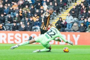 Fenerbahçe’de tutunamadı, Ada’da hayat buldu!