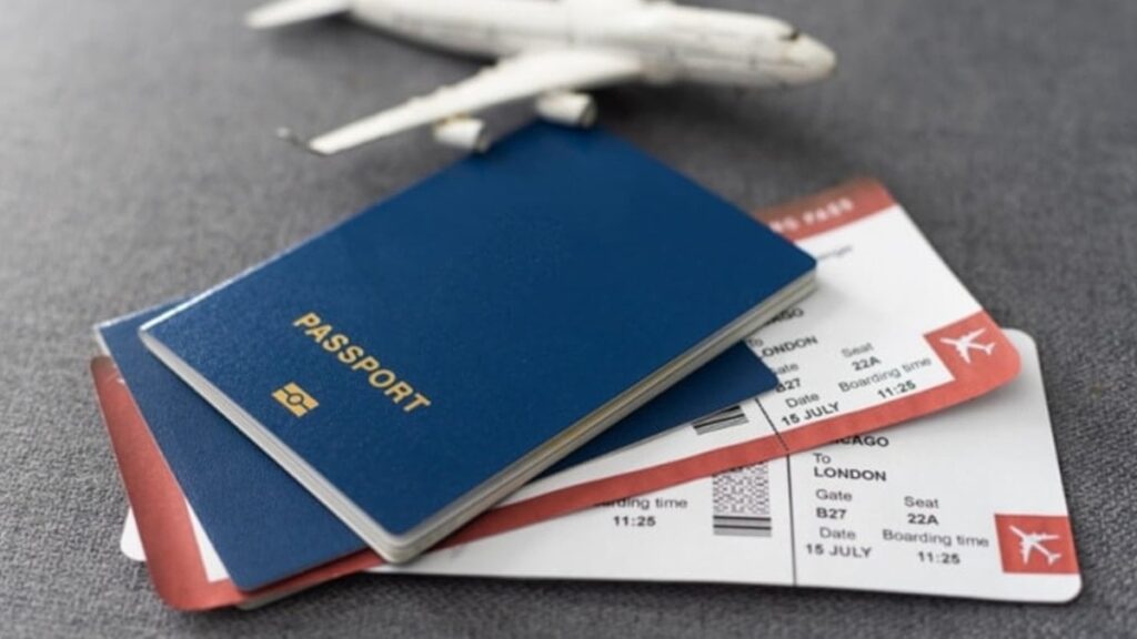 İlk yurtdışı seyahatinizi mi planlıyorsunuz? Vize ve uçak bilet için tüyolar