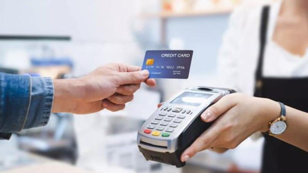 Kredi kartı olmayan kalmadı! Beş tane olan bile var